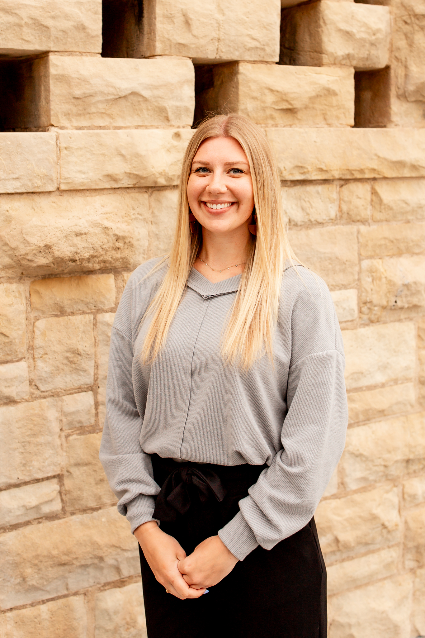 Bre, Dental Assistant